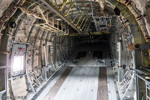 圖說 伊爾 112v運輸機(jī)首飛 承載俄軍的希望 飛行實驗室全程伴飛